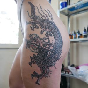 Dragon hip