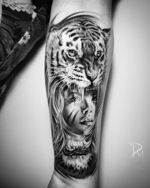 Montreal woman with tiger head tattoo