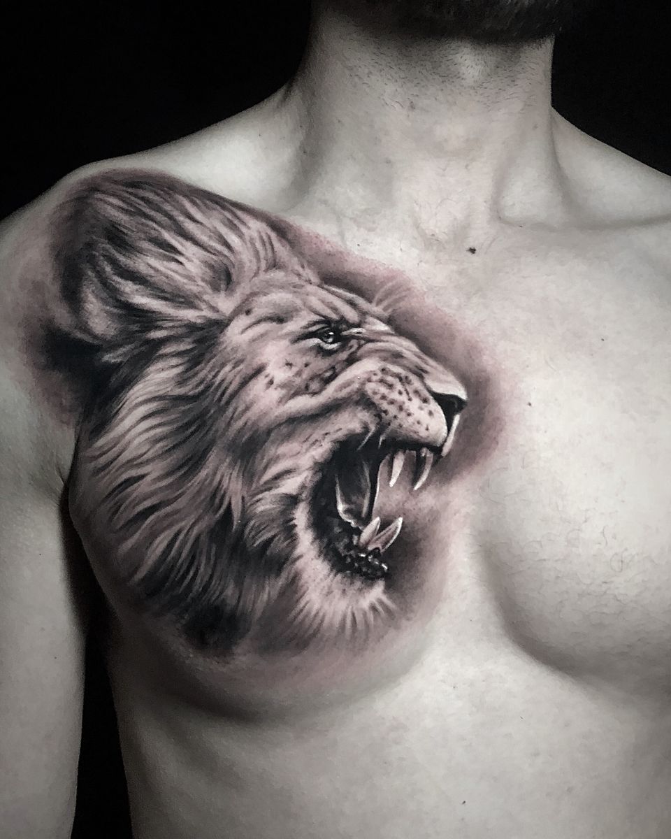 lion side view tattoo