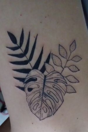 Autotattoo - feita ontem,  foi minha terceira tatuagem na pele humana. Tem seus defeitos, mas fazem parte.