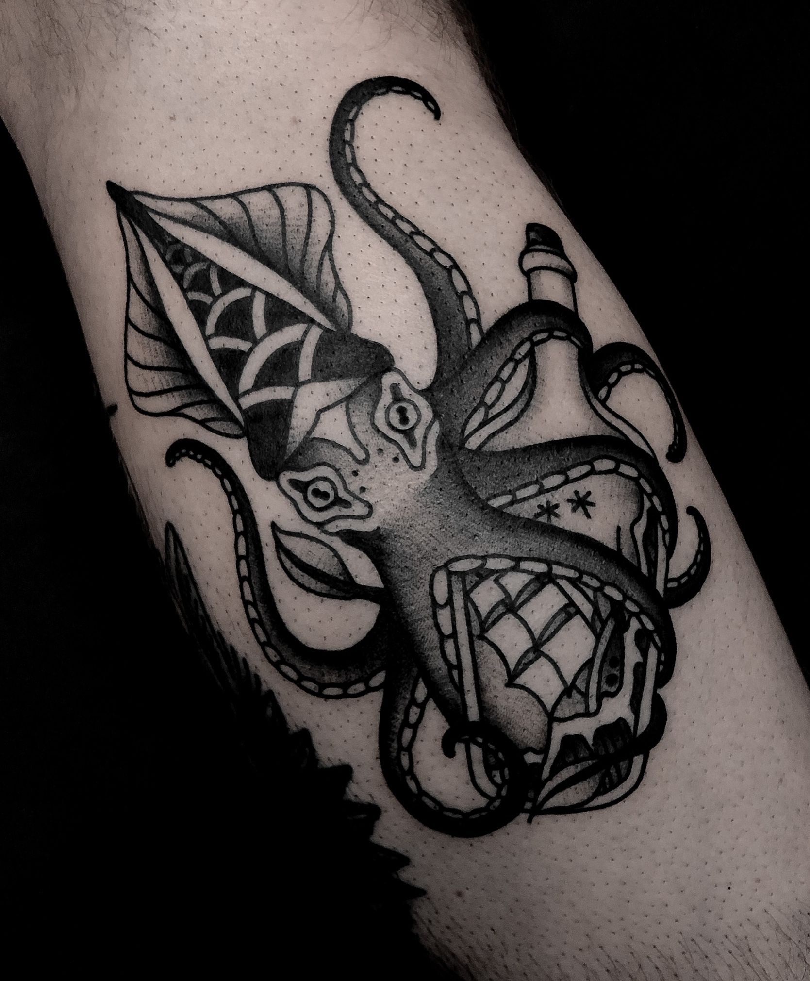 Tony Murray on Instagram Black Sea nettle  blackworktattoo  dotworktattoo tattoo blackandgreytattoo