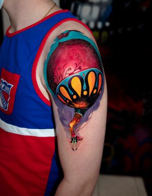 Hot air balloon by Mikhail at First Class Tattoos. Check out more of his work on Instagram @mikhailandersson @firstclassnychttps://www.firstclasstattoos.com/