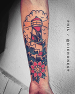 Light The Way . . . #traditional #lighthousetattoo by @diehonest for Alex . . . #kakluckytattoos #tattoo #traditionaltattoo #traditionaltattoos #oldlines #diehonest #traditionalartist #realtattoos #realtraditional #tradwork #tdpsubmission #americanatattoo #americanatattoos #traditionalclub #besttradtattoos #boldwillhold #respecttradition #bright_and_bold #classic_tattoos #tradworkers #tradtattoos_rtw #tradworkerssubmission #capetown #worldtraditional