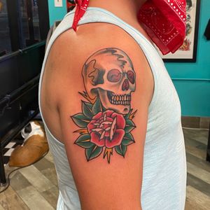 Classic Skull and Rose