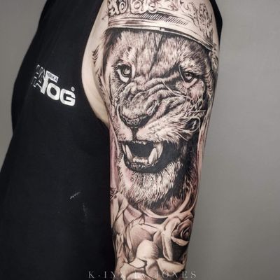 Lion ind the making. Had the pleasure of doing this piece in a 10 hour session. Still a bit to go. #liontattoo #tattoolion #lionking #angrylion 