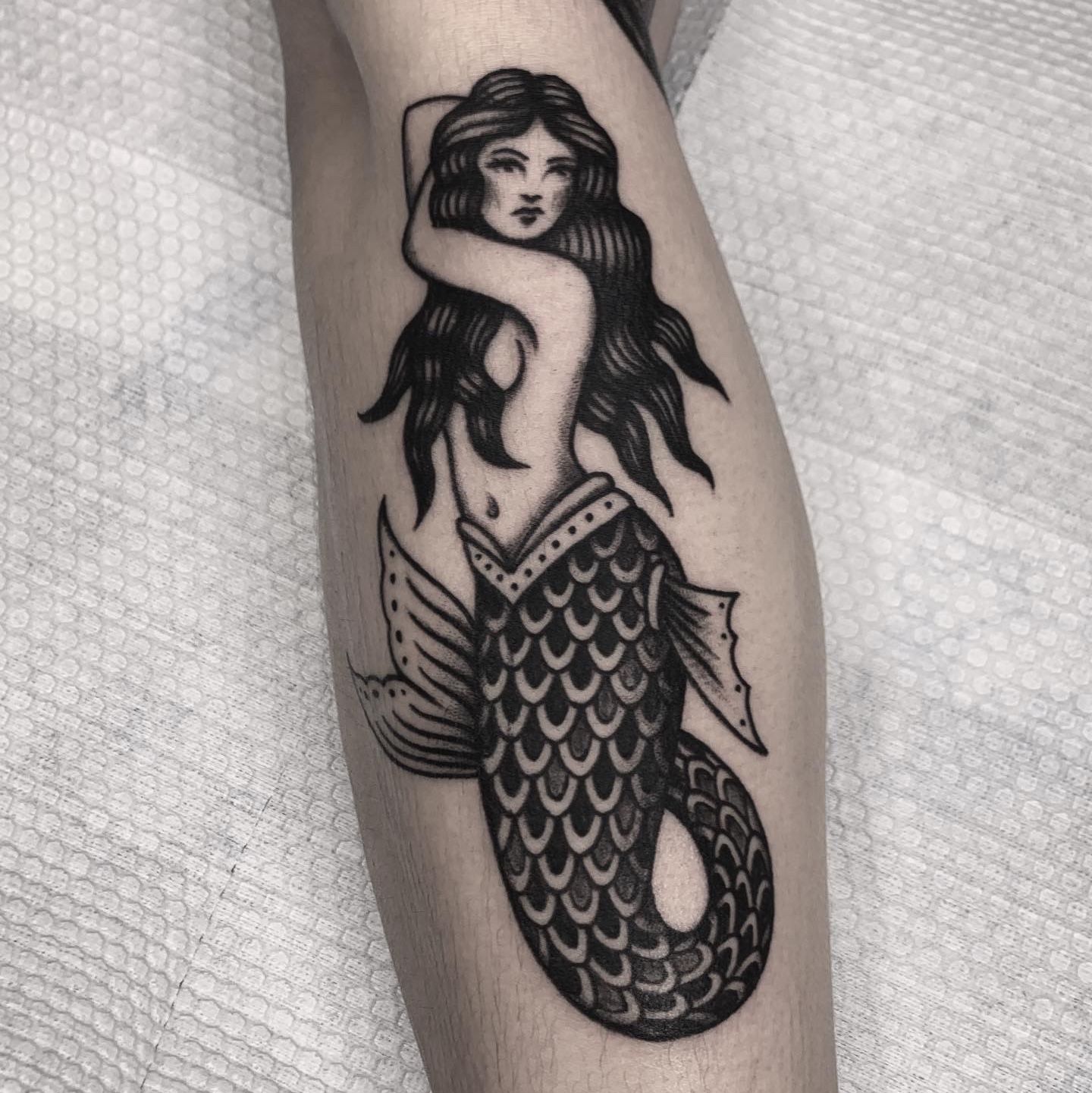 Mermaid (traditional tattoo) @omardarktattoo : r/traditionaltattoos