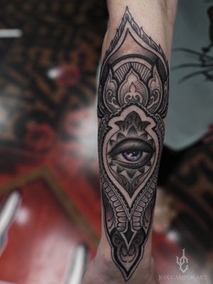Black and grey ornamental tattoo done by Jon campos art. 