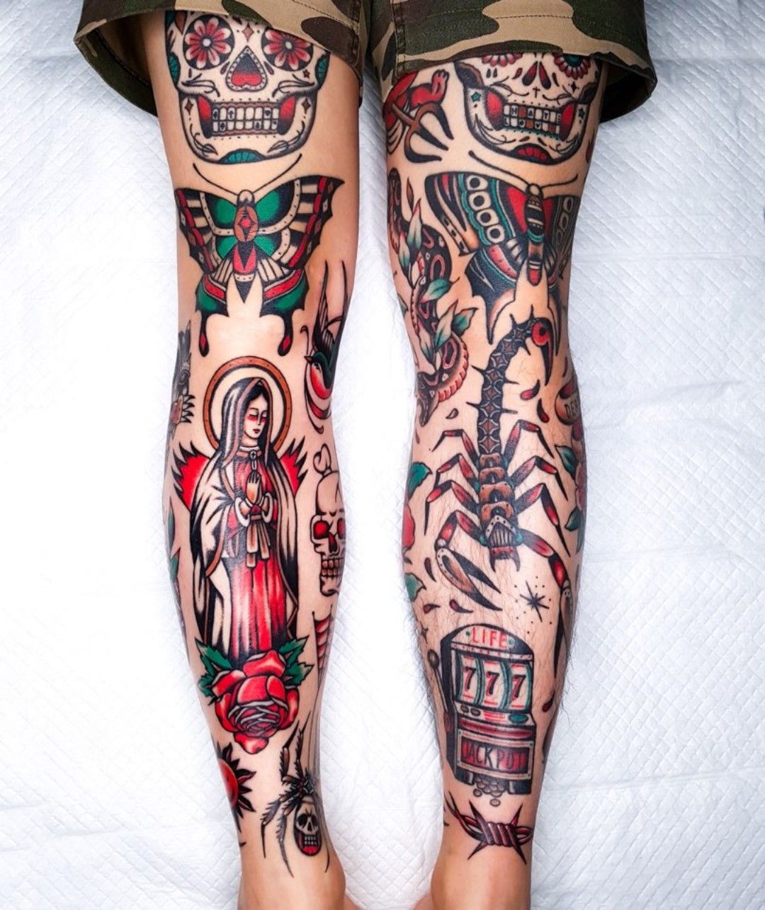 Tattoo uploaded by hudini • leg sleeves #legsleevetattoo #legsleeve #올드스쿨긴다리  #긴다리타투 #legtattoo #traditionaltattoo #oldschooltattoo • Tattoodo