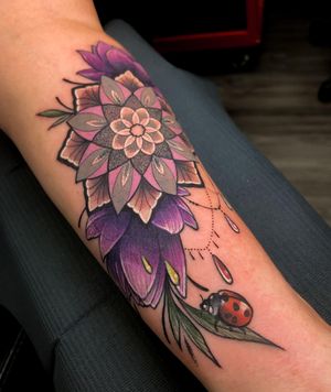 Beautiful colorful ornamental piece in Neo traditional style I did on my mom a while ago. 