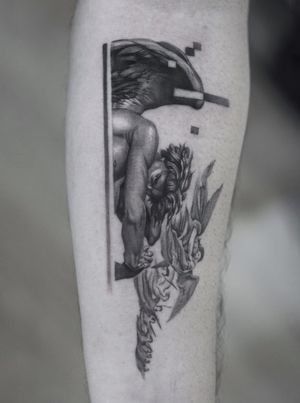 Fallen Angel • • Sponsored by @eztattooing @panormostattoo @tattoobull.lab #vselect #vselectcartridges #tattoo #art #history #lion #statue #composition #bodyart #davinci #esquisse #blackandgreytattoo #black #ink #inkstinctsubmission ##blackwork #tatts #inkedmag #tattooist #artist #sametyamantattoos #tattoodo #design #tattoodesigner