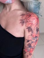 Tattoo by Nora Ink #NoraInk #rose #flower #floral #fineline #pink #red #blue #illustrative