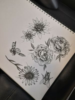 Nice little dotwork flash started, will upload more photos and discuss prices once completeThanks for looking!! :)