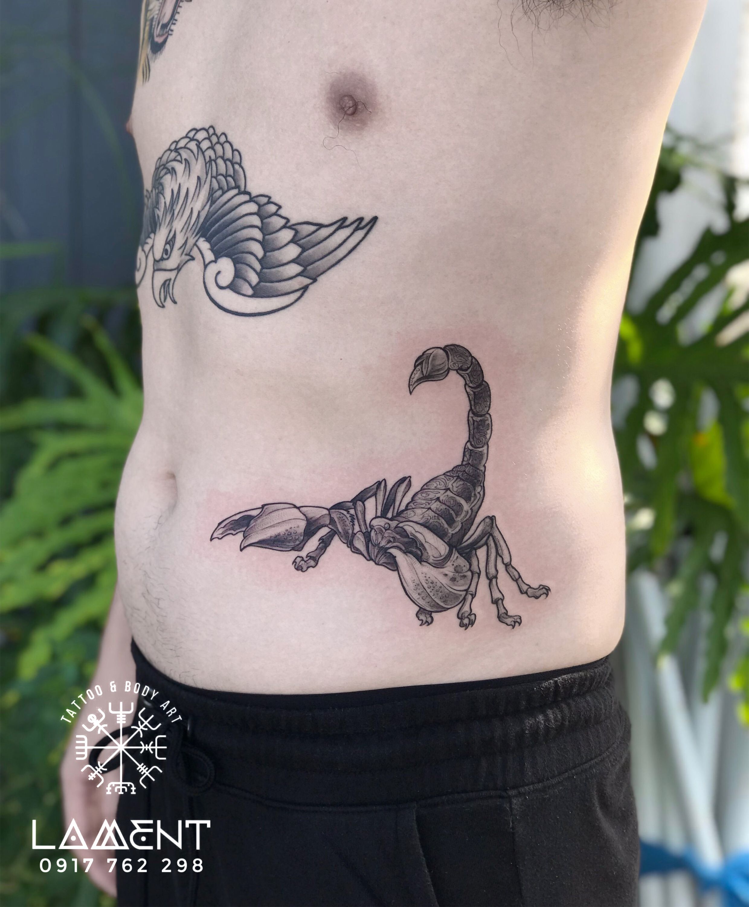 Flash Tattoos | Scorpion and Rose - Temporary tattoo – The Flash Tattoo