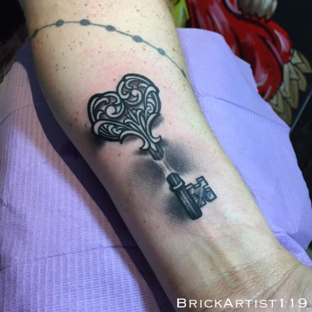 20 Heart-Shaped Locket Tattoos • Tattoodo