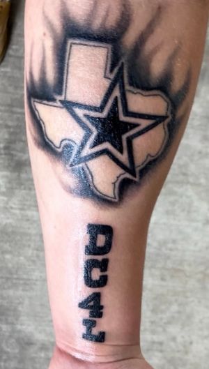 Dallas Cowboys Tat, looking for ideas to fill the area around the DC4L