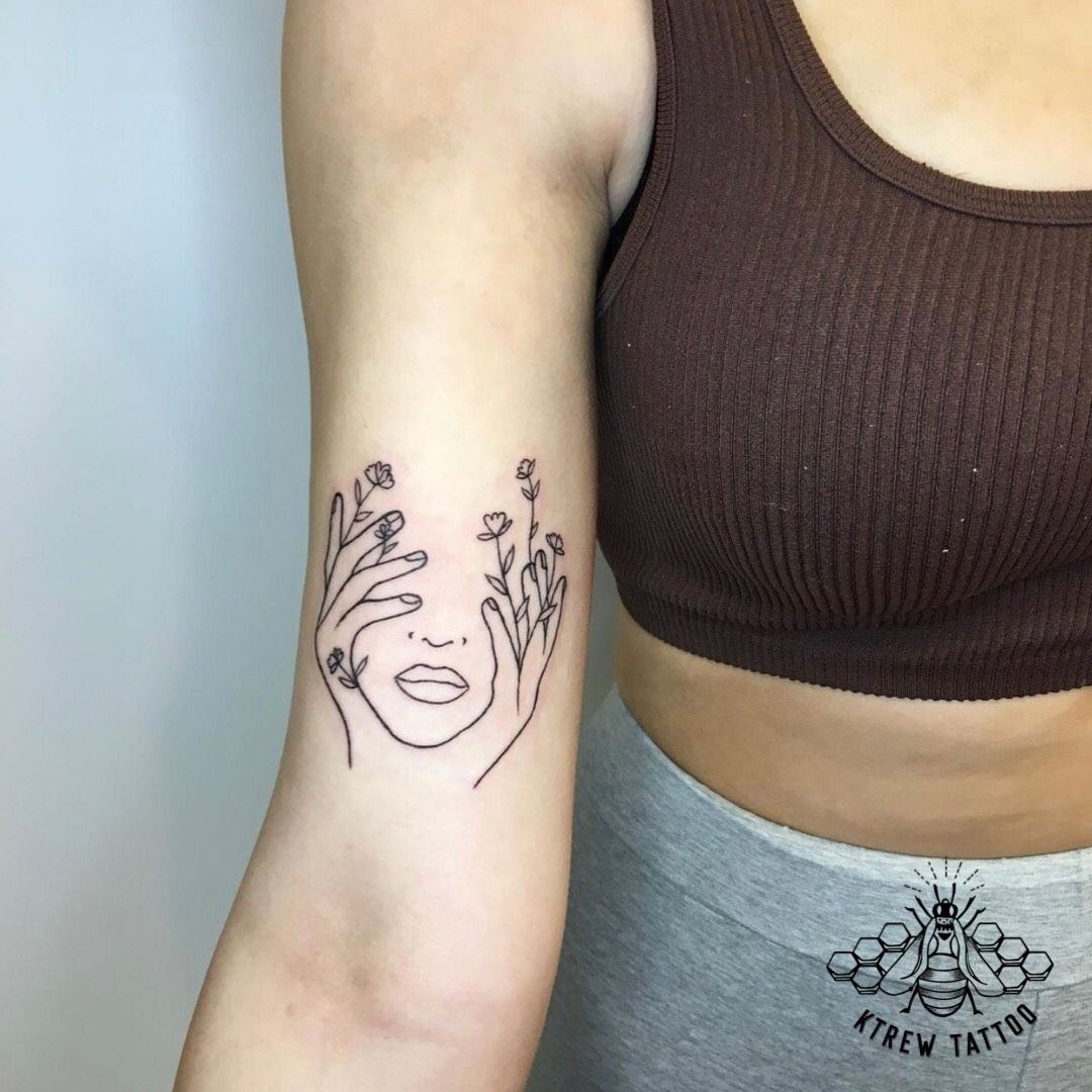 Tattoo uploaded by Xavier • Single line symmetrical faces tattoo by Mo  Ganji. #MoGanji #minimalist #singleline #continuousline #portrait #face  #symmetry • Tattoodo