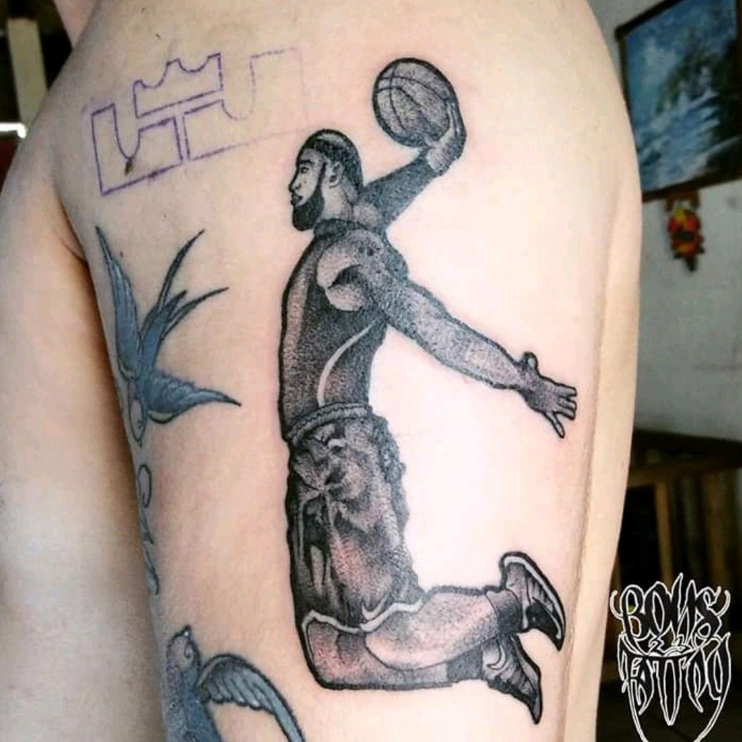 LeBron James tattoo by Ben Tats | Post 31748 | Lebron james tattoos, Black  and grey tattoos, Tattoos