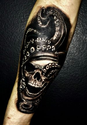 Skull Realism Tattoo