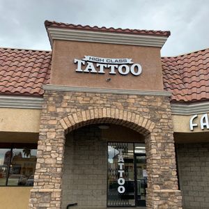 Tattoo shop 