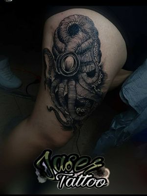 #tatuaje #tattoo #mexico #blackandgray #craken #octopus #puntillismo 