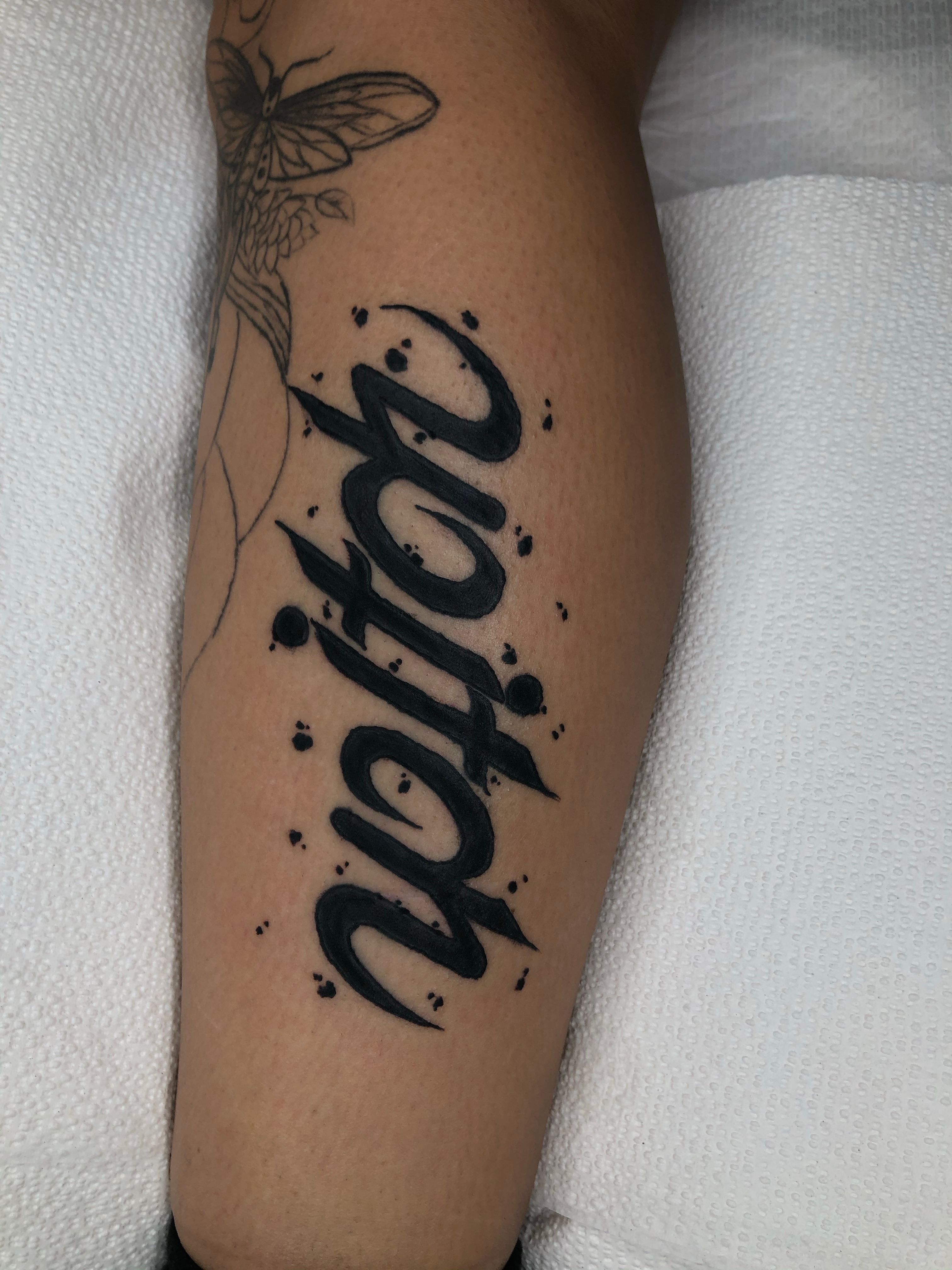 Om trishul armband tattoo | customised polynesian armband | Finger tattoos,  Arm band tattoo, Tattoos