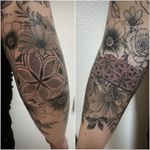 #tattoo #tatouage #flowers #flowertattoo #geometrictattoo #geometry #pattern #patterntattoo #elbowtattoo #elbow #dot #dotwork #dotworktattoo #dotworkers #dottattoo #lausanne #tattoolausanne #lausannetattoo #fann_ink 