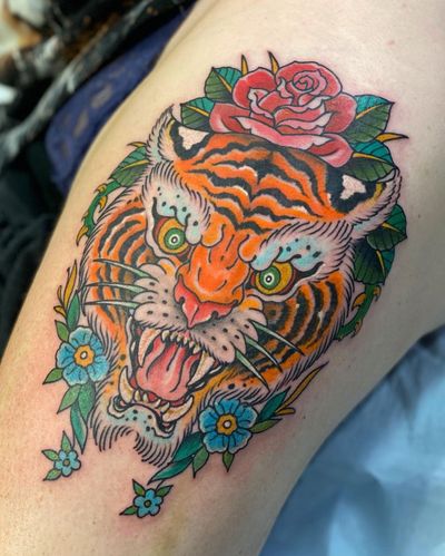 Tattoo by Beau Brady #BeauBrady #traditional #tiger #rose #flower #junglecat #animal #nature 