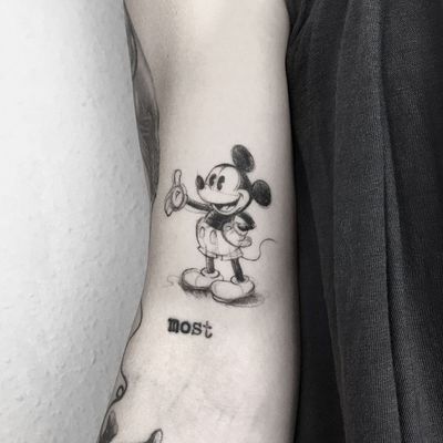 Mickey Mouse 🖤🤍(Full healed) ...@cheyenne_tattooequipment @criticaltattoosupply @eternalink @tattoomed_hungary #tattooed #inked #art #artist #tattooartist #budapest #budapesttattoo #europetattoo #hungary #hungariantattoo #mickey #mickeymouse #mickeytattoo #minimal #minimaltattoo #sketch #blackwork #tattoomachine #inkedmag #tattoodo #sketchtattoo #healedtattoo #dailytattoo #photography #travel 