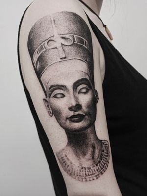 Nefertiti, reliquia 🏺