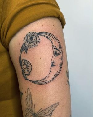 Tattoo by Story aka story.ink #Story #storyink #illustrative #linework #flower #floral #moon