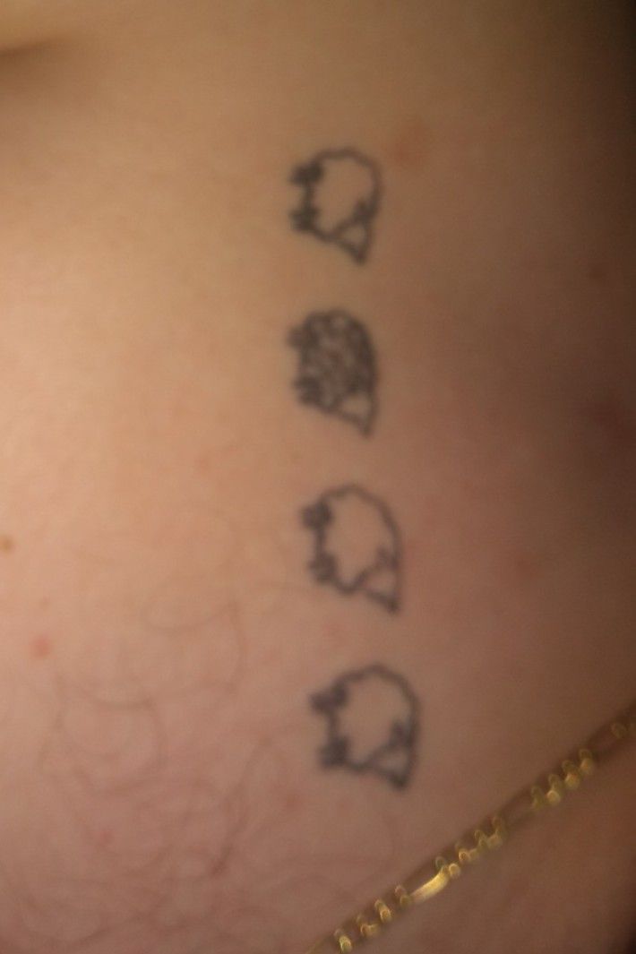 Black Sheep Tattoo บางพลี - Outline tattoo 🤍♥️  งานสักสื่อถึงความรักของแม่✨💕 สนใจสัก ปรึกษา ออกแบบ แก้ไขรอยสัก เรียนสัก  จำหน่ายอุปกรณ์สัก ยาชา อินบ้อคสอบถามได้เลยค่ะ🙏💕  Ig:blacksheeptattoo.ruabin tattoo #fonttattoo #minimaltattoo #ร้านสักตลาด  ...