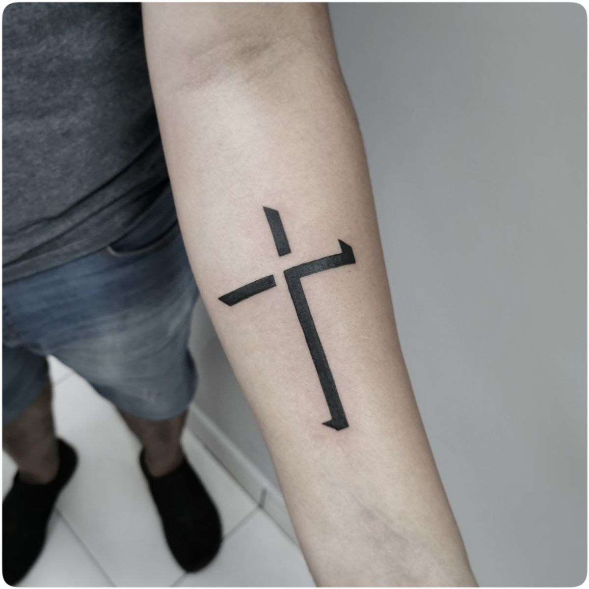 Tattoo uploaded by Jackson Takeda • • Cross ➕ • • Tattoodo