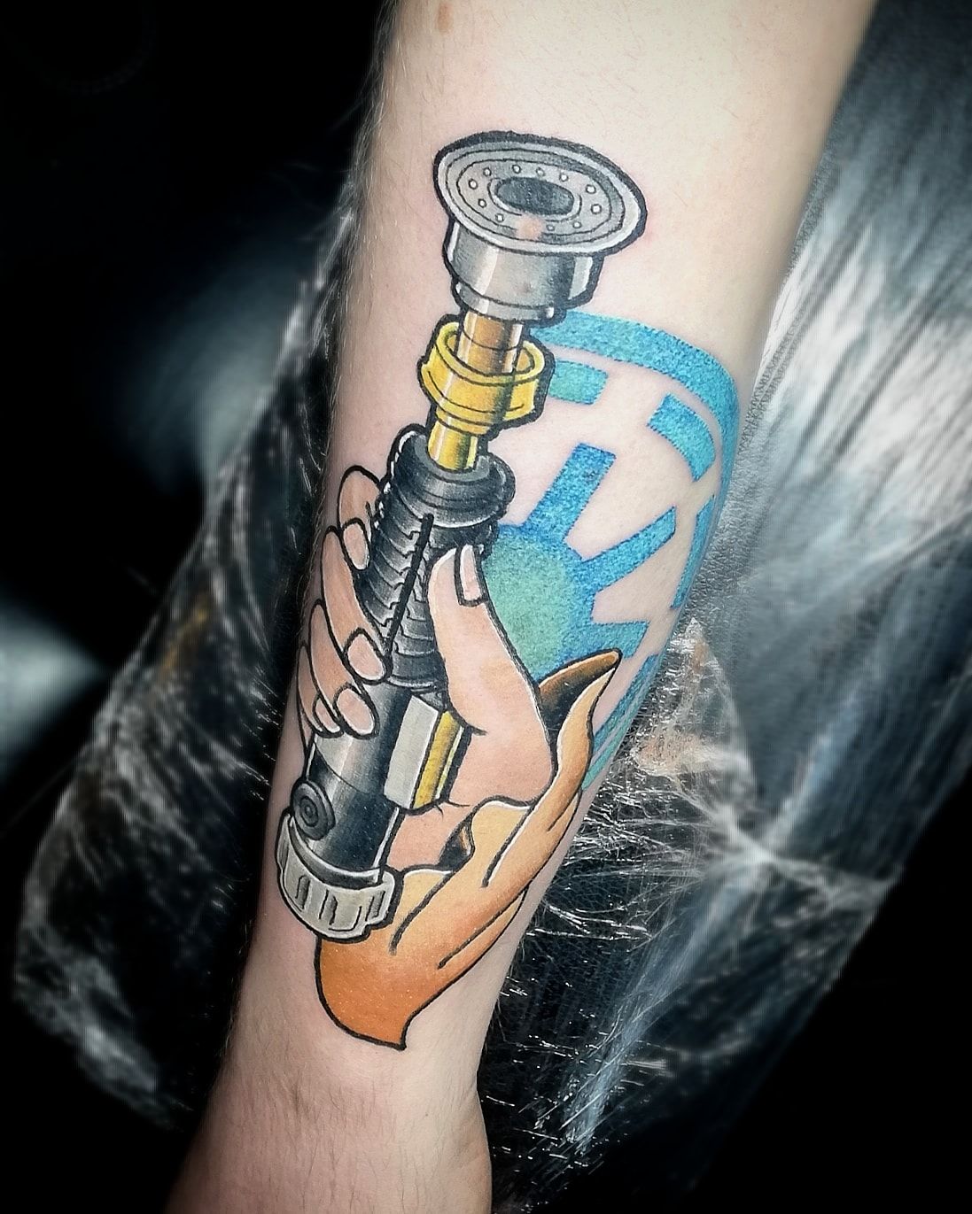 Obi wan lightsaber I did today Been tattooing for a year now Padda  OConnor two tone tattoo co Fleet Hampshire UK  skezytattoos on ig   rTattooApprentice