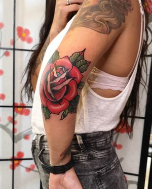 #rose #roses #tattoo #rosetattoos #tattoos #rosetattoo #ink #tattooed #traditionalrose #art #traditionaltattoo #inked #traditionalrosetattoo #tattooing #tattooartist #neotraditionalrose #tattooist #tattooartists #newtraditionaltattoo #rosa #elbowtattoo #neotraditional #flower #ink #flowertattoo #red  #elbow #tattooideas #neotraditionalartwork