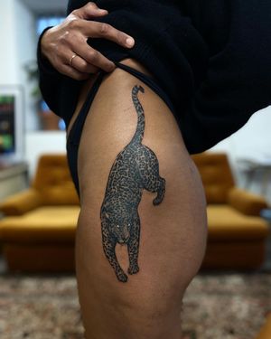 Tattoo by bellesetbuth of L'Encrerie #bellesetbuth #lencrerie #leopard