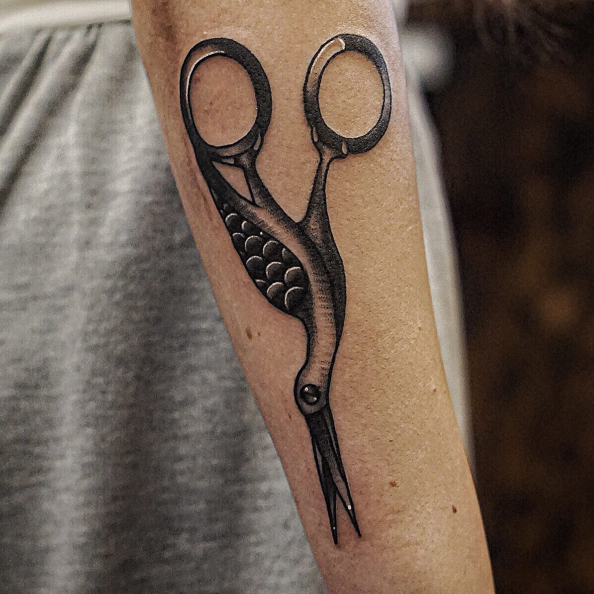 Traditional black and gray surgical scissors tattoo. Richard Adams Art  Junkies Tattoo by Frichard Adams: TattooNOW