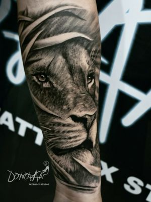 ALMA Y CORAJE 🔥Siempre mejorando texturas y detalles 🤙💉😊Citas al 3112939361 ✅#leon #tattoolyon #tatuajesleon #DonovanTattoos #tatuajestunja #tunjatattoo #tatuadorestunja #tattoocolombia