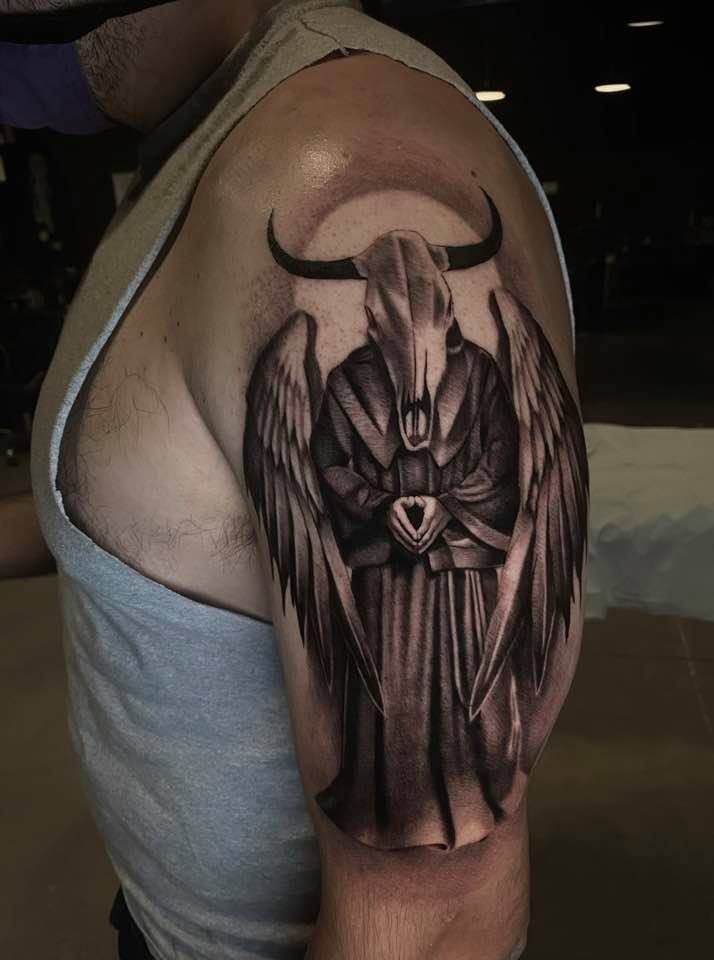 Gus Kalavera on Instagram: “Mayan priest in process!! 💀 Hecho en  @tiajuanatattoo . . . #guskalavera #guskala… | Grey tattoo, Black and grey  tattoos, Tattoo artists