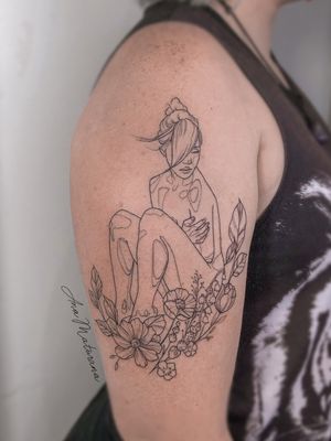 Ana Maturana’s tattoo flower girl