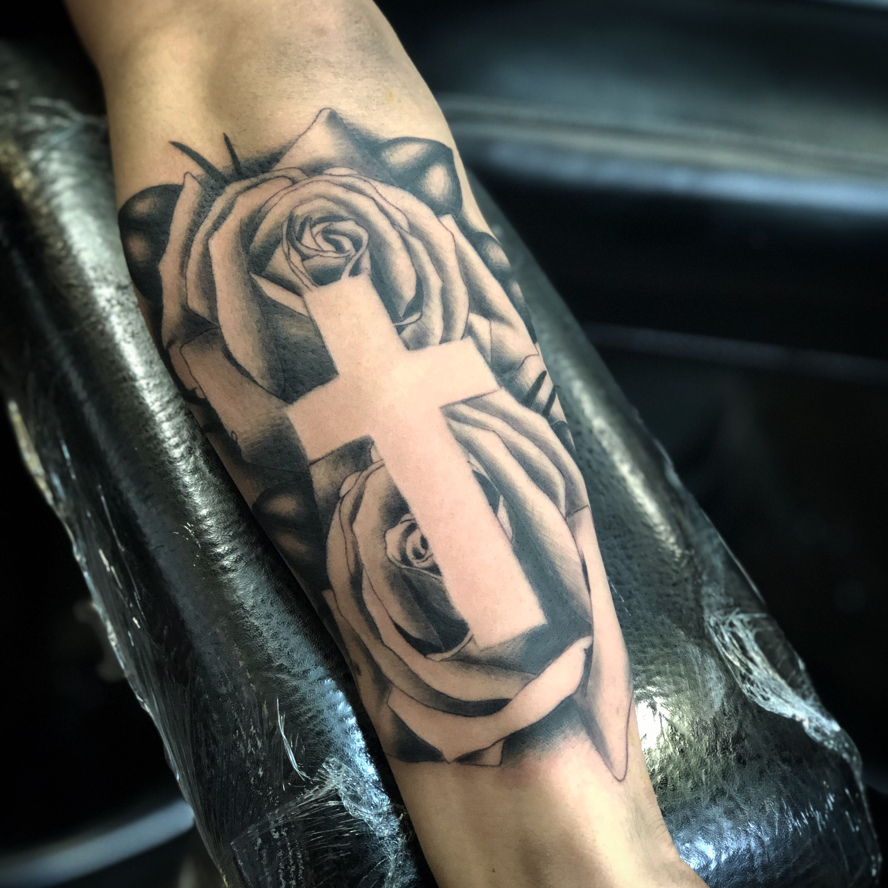 GArts Tattoo Navan  Roses  cross tattoo done by yamiltattoos  Facebook