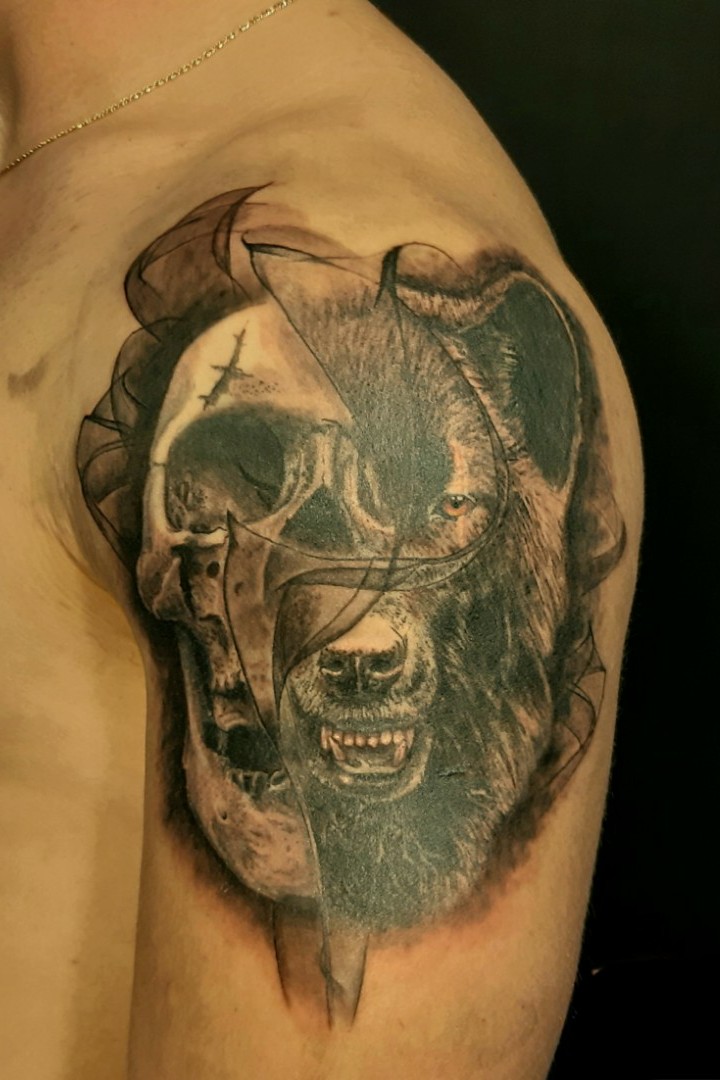 Grizzly Bear Skull Tattoo