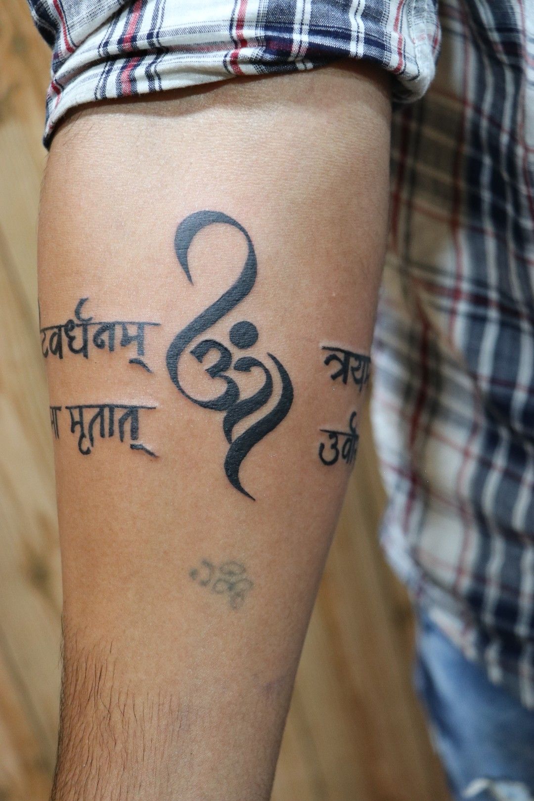 Goddess Durga with lotus, customized tattoo by : Naina Jain Skin Machine  Tattoo Studio @skinmachinetatto… | Creative tattoos, Rose tattoos for  women, Goddess tattoo