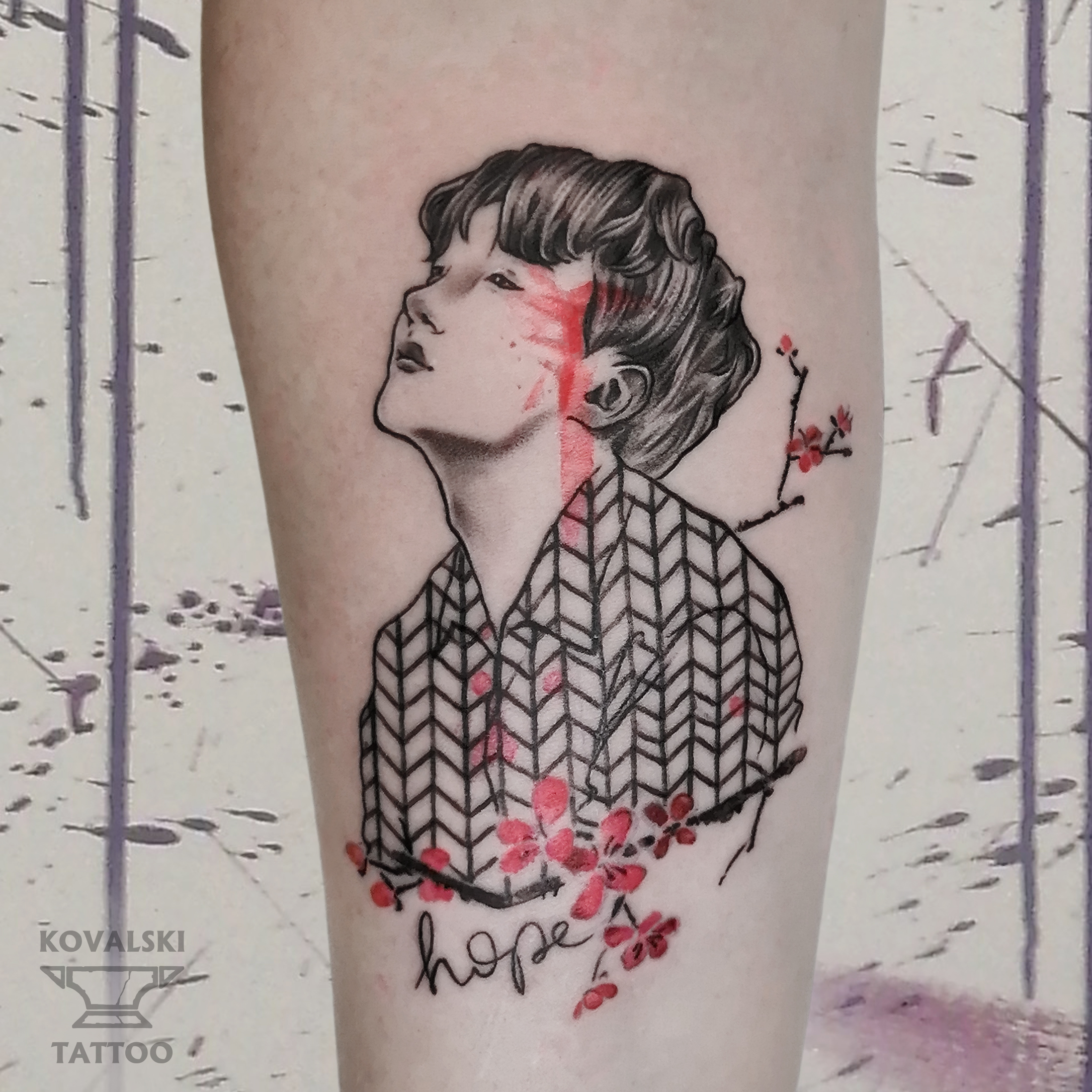 Tattoo uploaded by Vladimir Kovalski • Lettering veni vidi vici • Tattoodo