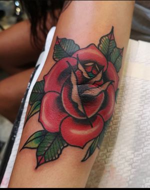 Rose tattoo#traditoonalrose #rosetattoo #traditionaltattoo #tattoos 
