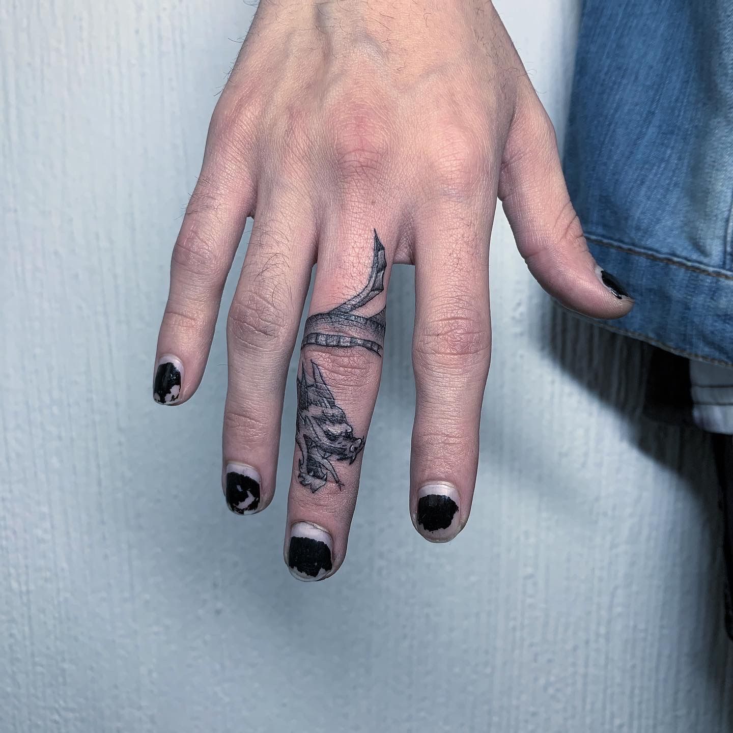Finger ornaments by Louise today - Black Dragon Tattoo Studio | Facebook