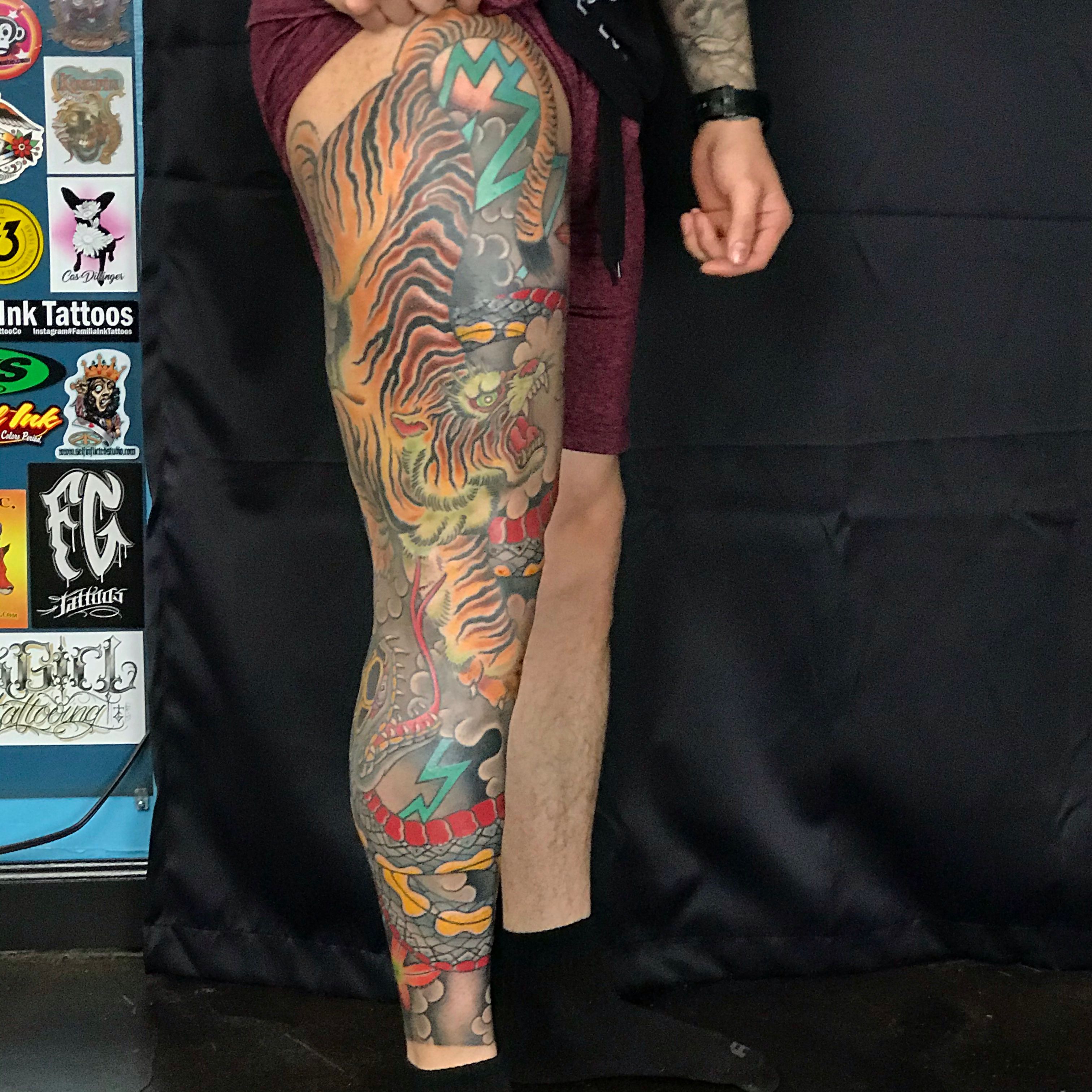 Tattoos by myttoos.com - Full Leg Tattoo anyone? 😻 Artist @maneentattoo |  Facebook