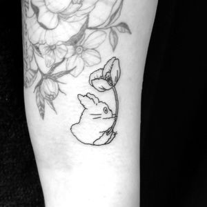 Totoro with flower 