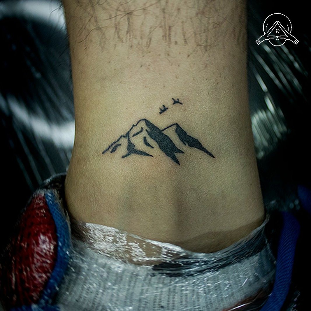 50 Surprisingly Beautiful Mountain Tattoo Designs  Tats n Rings
