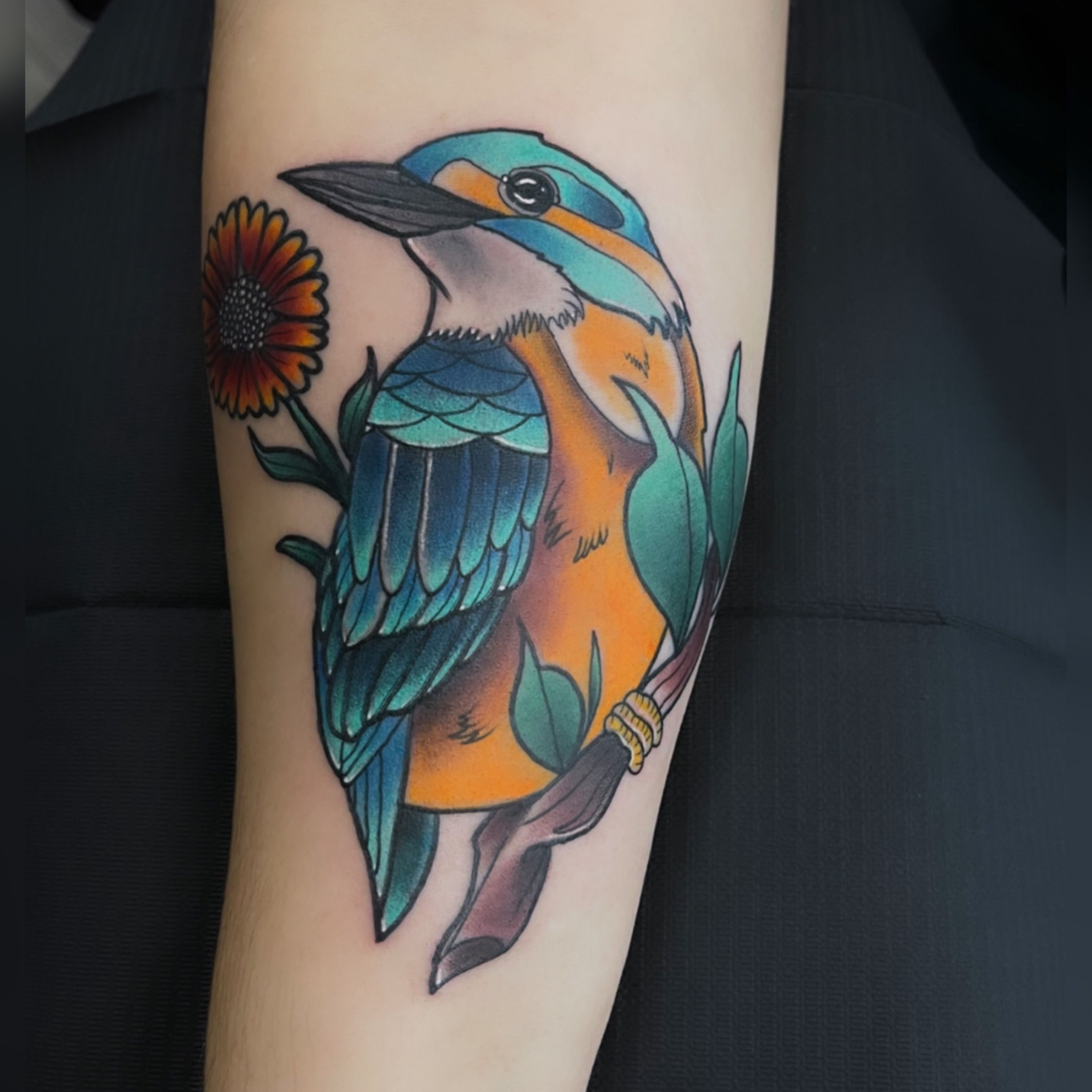 Kingfisher on my thigh. Done by Schyler Ames at Blacktooth Tattoo Co. in  Akron, OH : r/tattoos