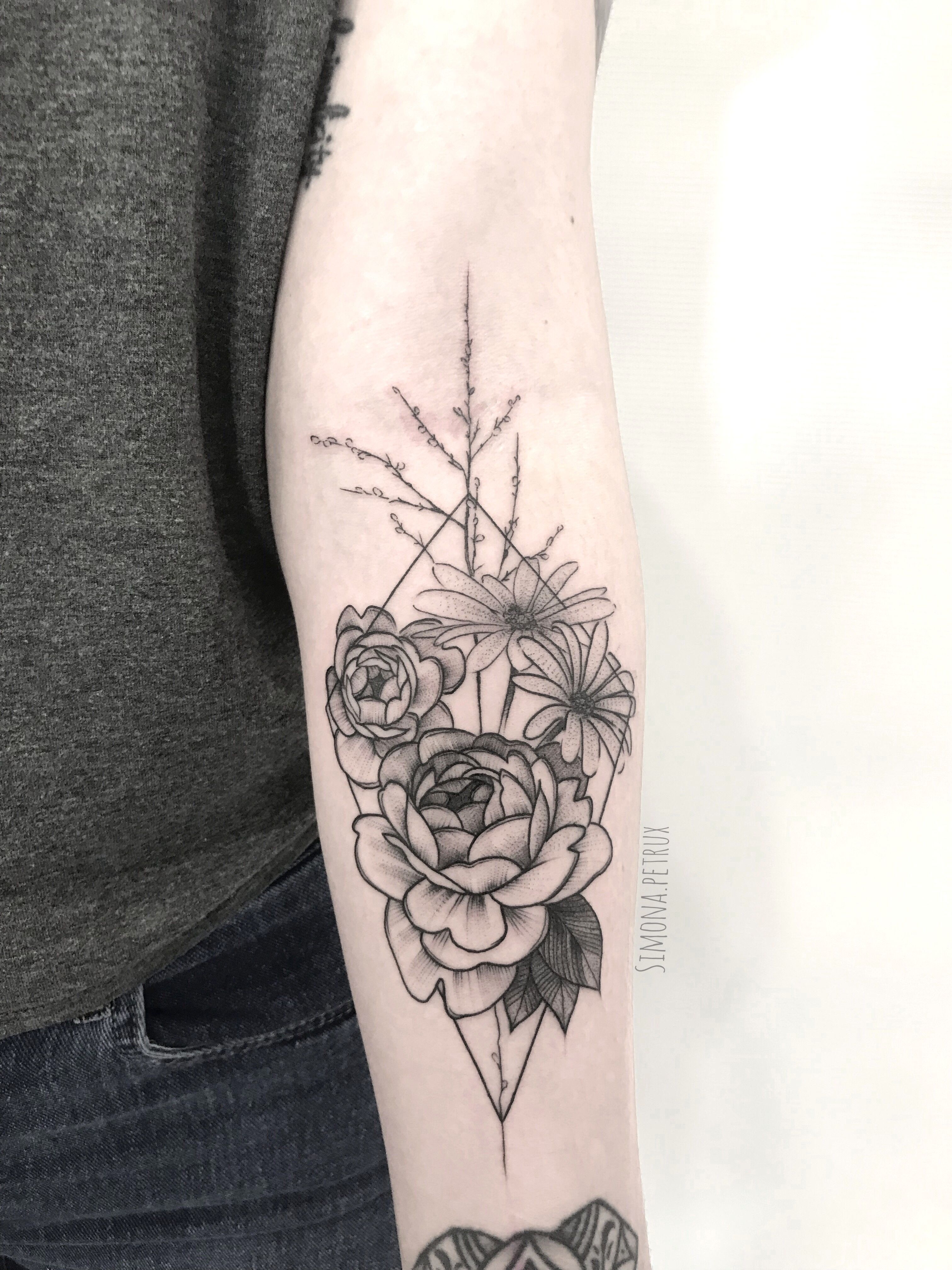 Illustrative lisianthus flower tattoo on the left... - Official Tumblr page  for Tattoofilter for Men and Women